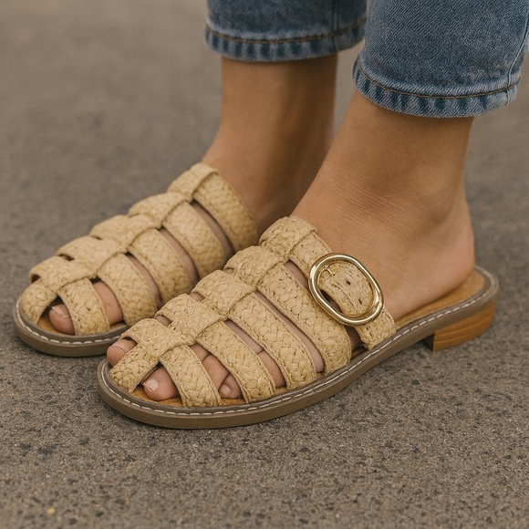 DV by Dolce Vita Fyona Raffia Buckle Fisherman Flat Mules Size 7.5 NWOB Beige - Picture 1 of 7